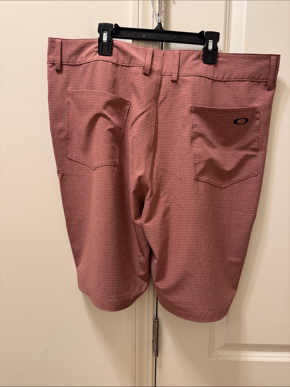 Oakley Men hydrolix Shorts - Picture 4 of 4